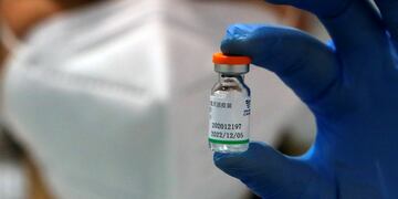 La vacuna china Sinopharm contra la enfermedad del coronavirus (REUTERS / Marko Djurica)