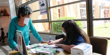 El stánd está en el hall de los consultorios externos del hosptial Schestakow.