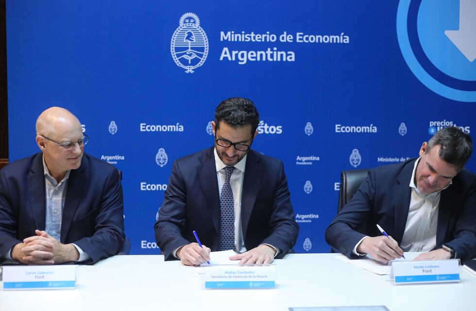 Acuerdo entre el Gobierno y las automotrices para fijar precios de vehículos 0km por dos meses