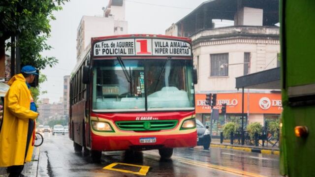 Comienza la implementación de carriles exclusivos en San Miguel de Tucumán para agilizar el tránsito