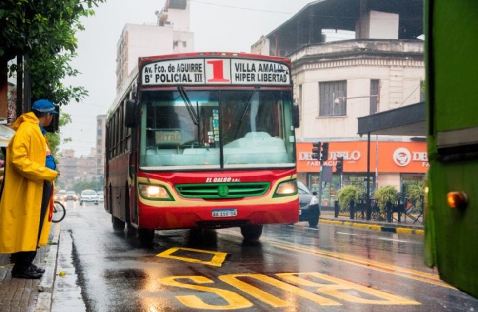 Comienza la implementación de carriles exclusivos en San Miguel de Tucumán para agilizar el tránsito
