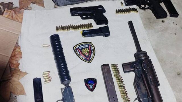 Las armas secuestradas estaban dentro de una mochila marca Cecchini en un patio de Hungría y Ayacucho.