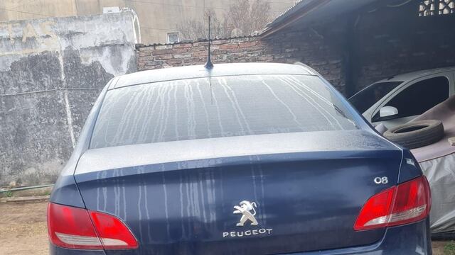 Allanaron una playa de estacionamiento y encontraron cuatro autos con pedido de secuestro.