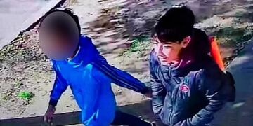 La última foto de Joaquín Sperani junto a su amigo, quien confesó el crimen (Gentileza / TN)
