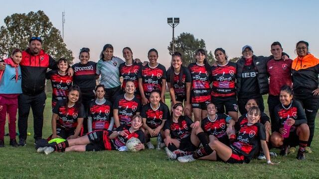 Rosario y Sporting igualaron 0 a 0 en el clásico puntaltense de fútbol femenino.