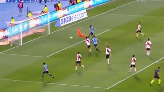 Gol anulado del Pirata.