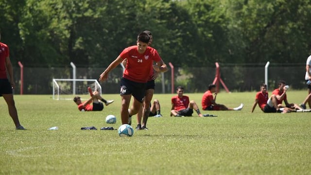 Mateo Bajamich, titular este sábado en un Instituto que por la cuarta fecha jugará un lunes.
