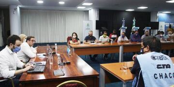 El ministro de Infraestructura, Economía y Planificación, Santiago Pérez Pons, encabezará la reunión por el lado del gobierno.