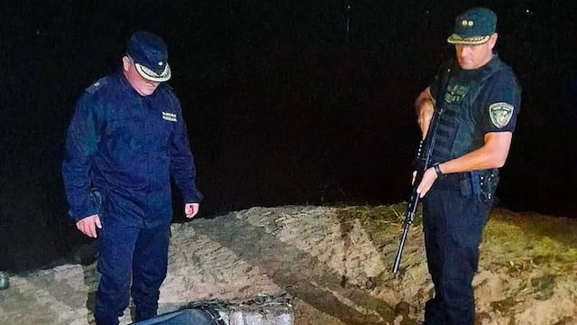 Eldorado: encuentran marihuana escondida en las costas del río Paraná.