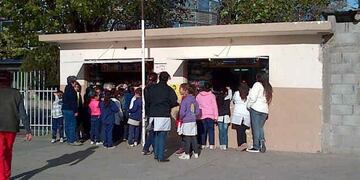 VILLA CARLOS PAZ. Foto de archivo de la cantina de la escuela (Gentileza Carlos Paz Vivo).