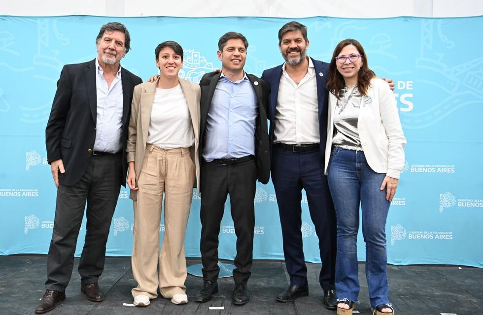 Axel Kicillof participó de la inauguración de obras en Gonzales Chaves