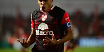 "El Morta" Rodríguez y un zurdazo infernal, para empezar a edificar la victoria de Instituto sobre Gimnasia.
