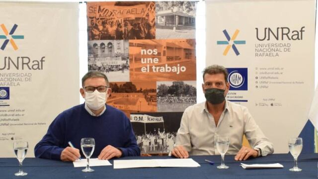 El Rector de la UNRAF, Rubén Ascúa y el Secretario General de SEOM, Darío Cocco