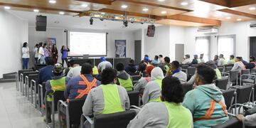 Charla sobre “Hábitos saludables y trabajo” para Agentes de Espacios Verdes