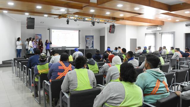Charla sobre “Hábitos saludables y trabajo” para Agentes de Espacios Verdes
