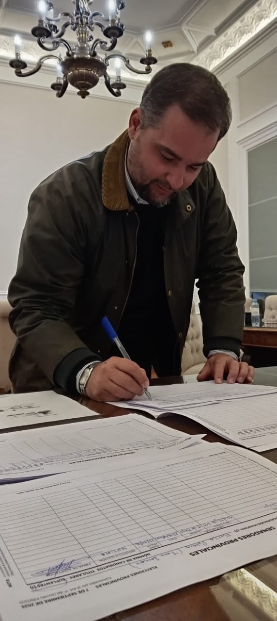 Nicolás Orfanó