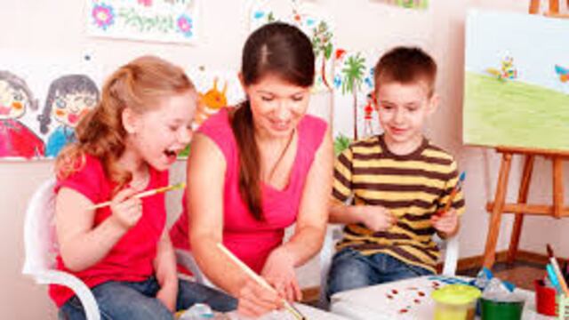 Se cuenta con guardias telefónicas las 24 hs, para quienes necesitan hablar