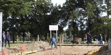 Avanza la obra del Municipio para egreso de la BNPB por calle Urquiza