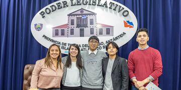 “Hay que escuchar a los alumnos y  conocer lo que pasa en las instituciones educativas, ellos son el futuro”, dijo la legisladora Andrea Freites.