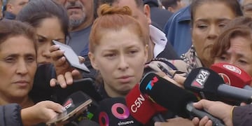 Daniela, la hija del colectivero asesinado, habló con la prensa.