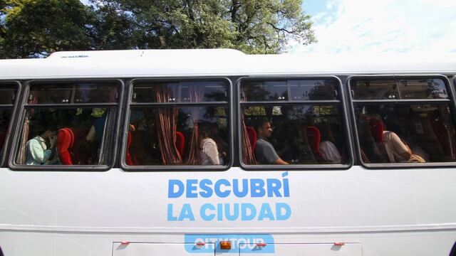 El Bus Turístico de la Capital ofrece paseos guiados gratuitos en verano