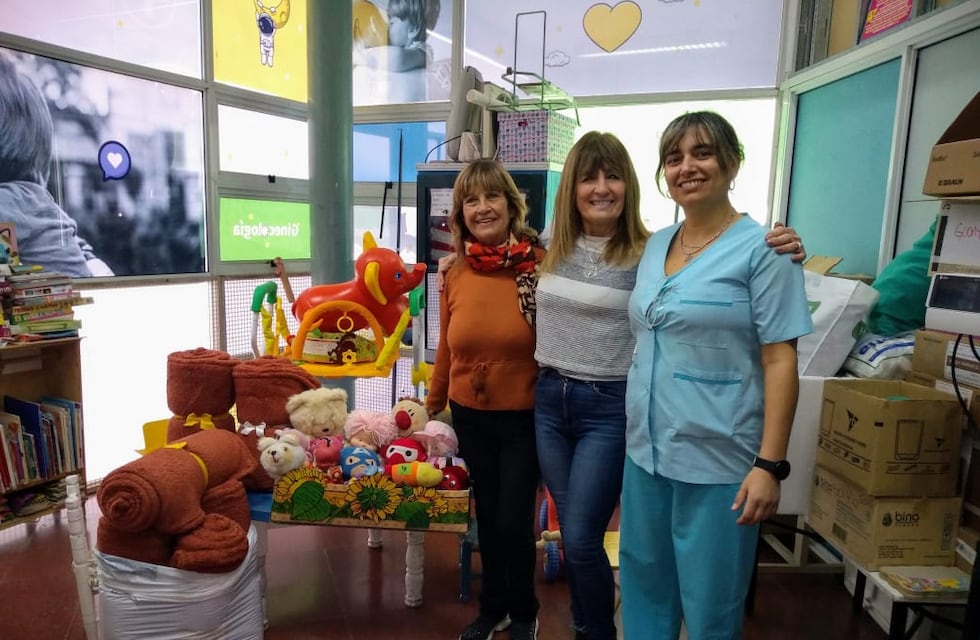 La Rueda Interna de Rotary Tres Arroyos hizo entrega de donaciones al Hospital Pirovano y Construyendo