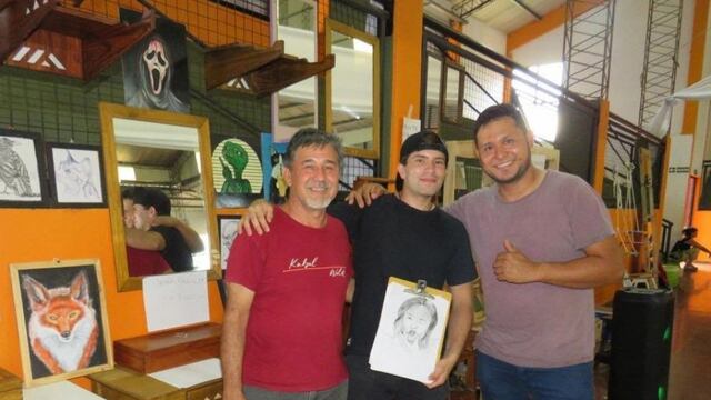 Realizaron la feria del mueble y la artesanía edición Navidad en Puerto Esperanza.