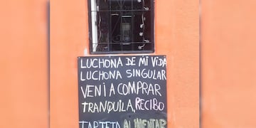 Ubicado en barrio Alto Alberdi, el negocio no sólo vende el productos que busques sino que también te saca una sonrisa.
