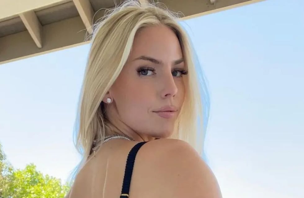 Jenna Lee, la mejor amiga de Mia Khalifa, posó en ropa interior desde la intimidad de su casa