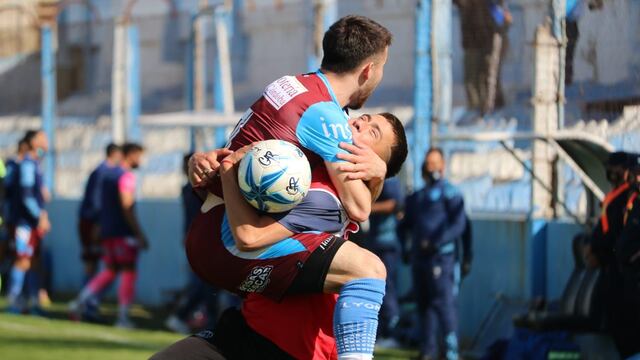 El festejo de Garnerone en el 1-0 de la Academia sobre Juventud Unida. (Prensa Racing)