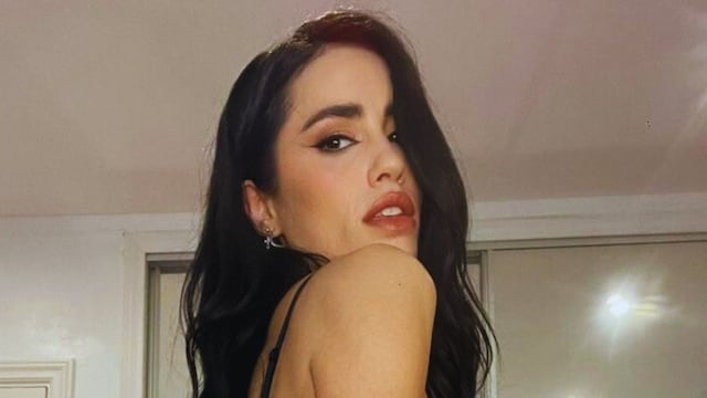 Lali Espósito apostó a una microbikini XSS y empezó la temporada de verano frente al espejo.