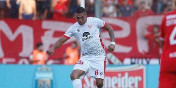 A la hora de poner, Fernando Alarcón es de los primeros en un Instituto que debe recuperarse (Prensa Instituto).