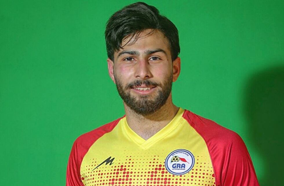 Amir Nasr Azadani no terminará en la horca, pero pasará 26 años en prisión