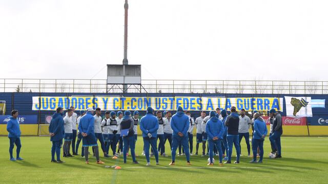 El Kily González mantuvo una charla con los jugadores canallas en su primera práctica