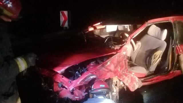 Accidente de gravedad sobre Ruta 19 entre un automóvil y un camión