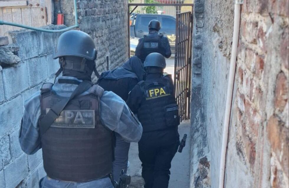 Desbaratan banda familiar que vendía drogas en La Calera