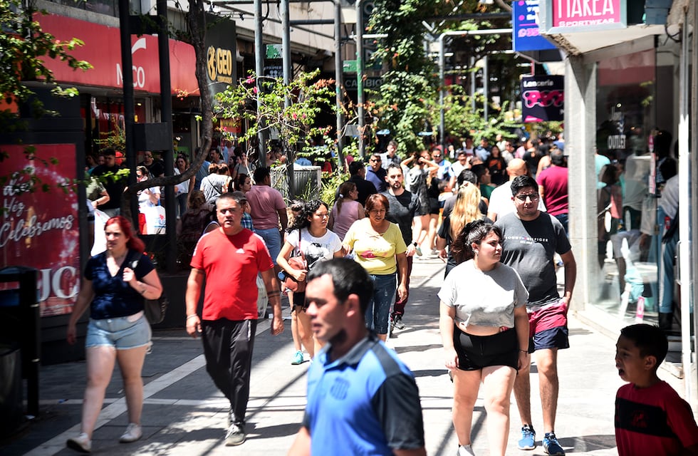 Viajes gratis para quienes vayan a comprar al Centro de Córdoba: cómo acceder al beneficio