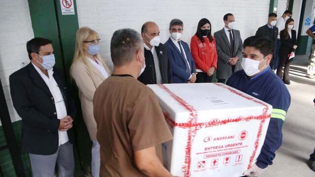 Llegaron vacunas contra el coronavirus a la provincia.