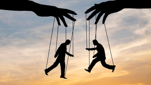 Cómo reconocer a una persona manipuladora, según la psicología.