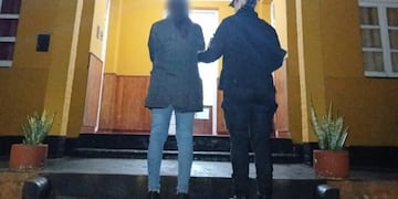 Detuvieron a una mujer por herir con un cuchillo a su pareja en Campo Ramón.