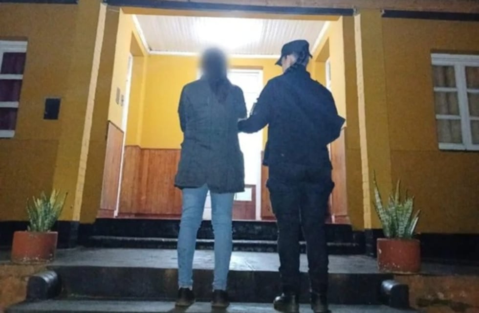 Detuvieron a una mujer por herir con un cuchillo a su pareja en Campo Ramón