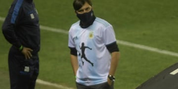 En su homenaje a Maradona, al Cacique le faltó el resultado que fue a buscar.