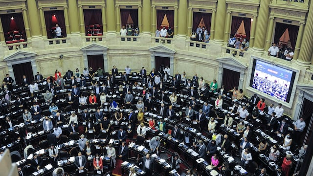 Tras varias horas de debate, la oposición terminó rechazando el proyecto del Presupuesto 2022 presentado por el oficialismo. Foto Federico López Claro/Corresponsalía.