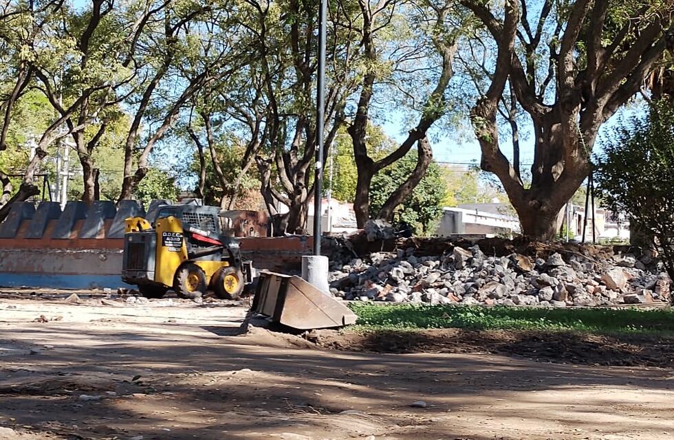Continúan las obras de remodelación de la plaza Independencia