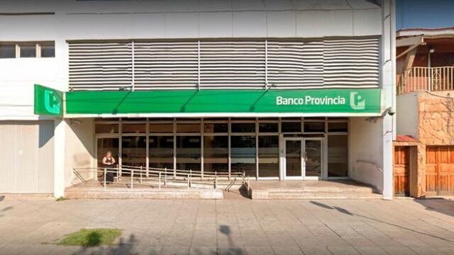 (Google Street View).