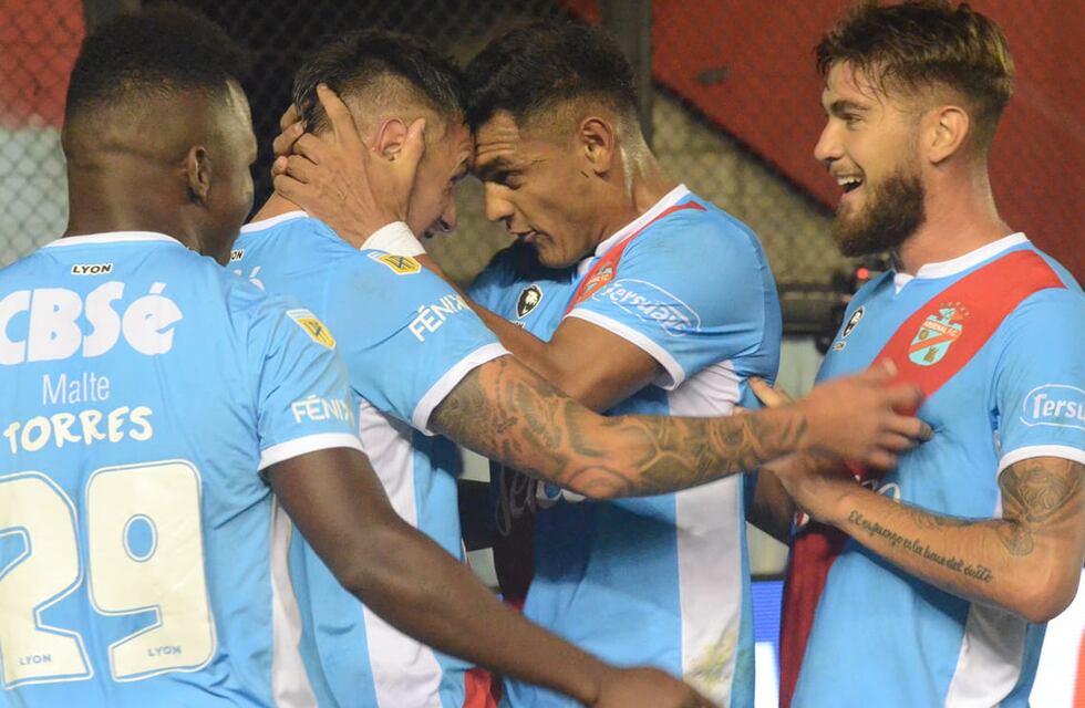 Tremenda reacción de Arsenal que igualó 3-3 con Godoy Cruz por la Liga Profesional