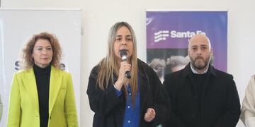 Santa Fe firmó convenios con Centros de Día de 10 departamentos del centro y norte santafesino
