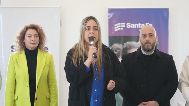 Santa Fe firmó convenios con Centros de Día de 10 departamentos del centro y norte santafesino