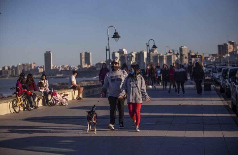Aseguran que en Mar del Plata, “el número de contagios disminuyó por una cuestión climática”