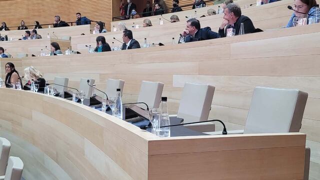 El bloque de la UCR se levanta en una polemica sesión en la Unicameral (Paula Gaido / La Voz)